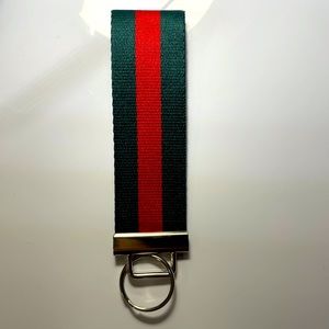 Wristlet keychain